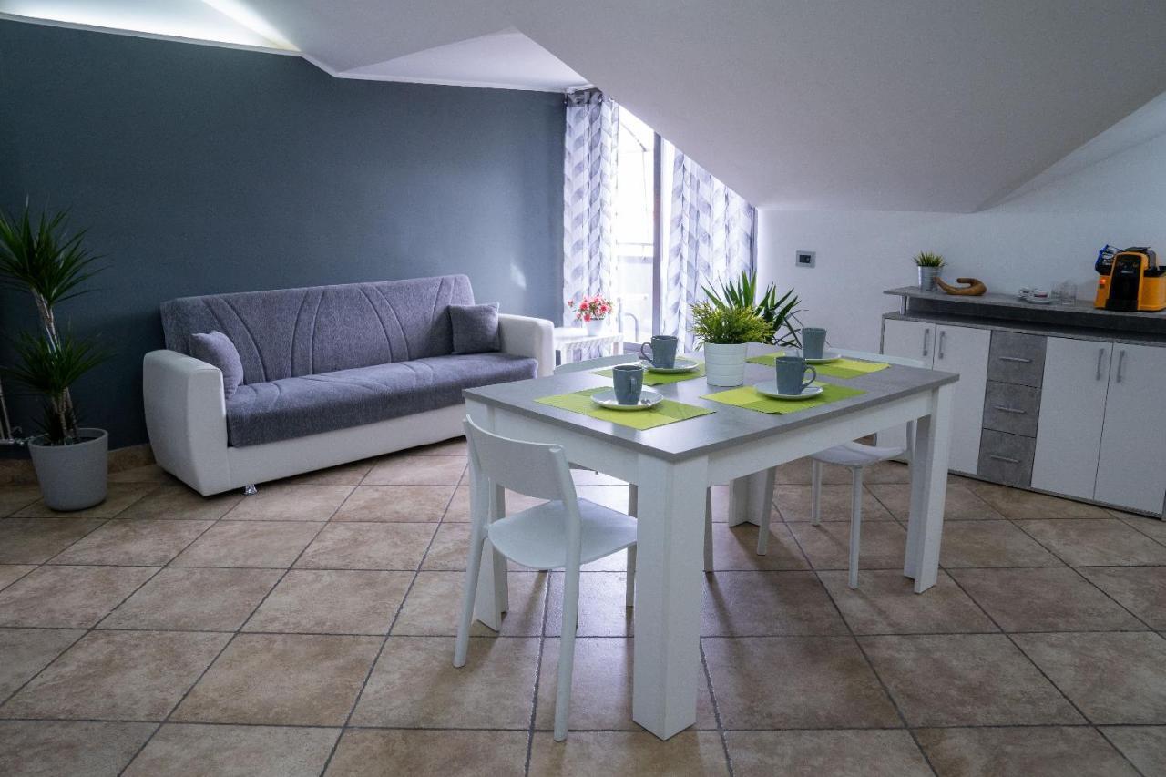 Attic A31 Apartament Rooftop Deluxe Santa Maria Capua Vetere Exterior photo